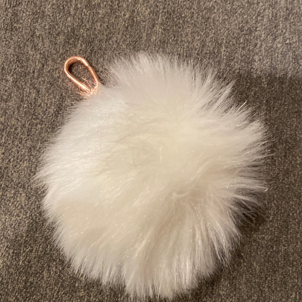 White puff ball keychain